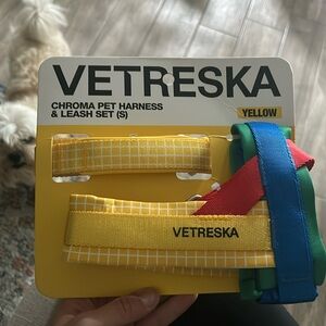 Small - New Vetreska Chroma Pet Harness & Leash Set (s)